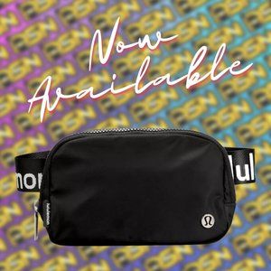 NWT lululemon Everywhere Belt Bag - Black/White